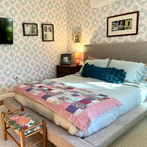 QUEEN Bedroom